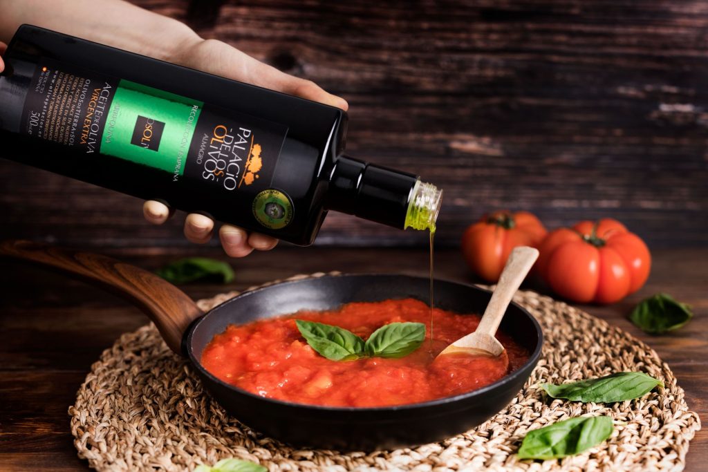 PALACIO DE LOS OLIVOS Y EL ARTE DE ELEVAR LA GASTRONOMÍA DE VERANO CON EL MEJOR ACEITE DE OLIVA VIRGEN EXTRA