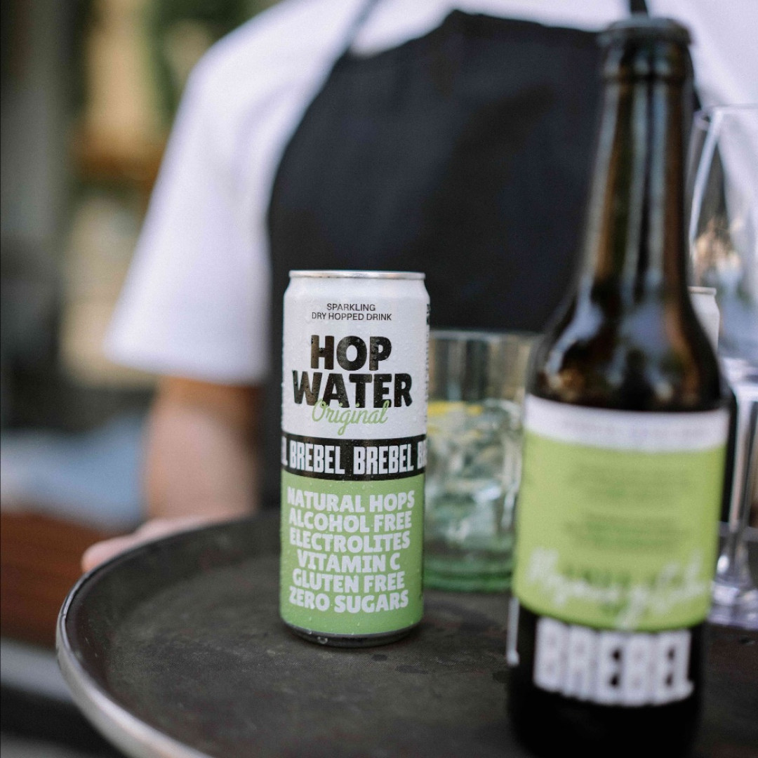 HOP WATER DE BREBEL LA REVOLUCIÓN REFRESCANTE Y SALUDABLE DEL LÚPULO SIN ALCOHOL